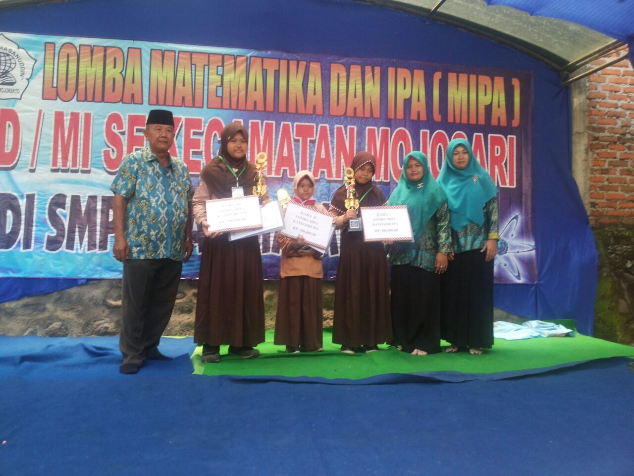 Juara Lomba Matematika & Ipa tingkat Kec. Mojosari